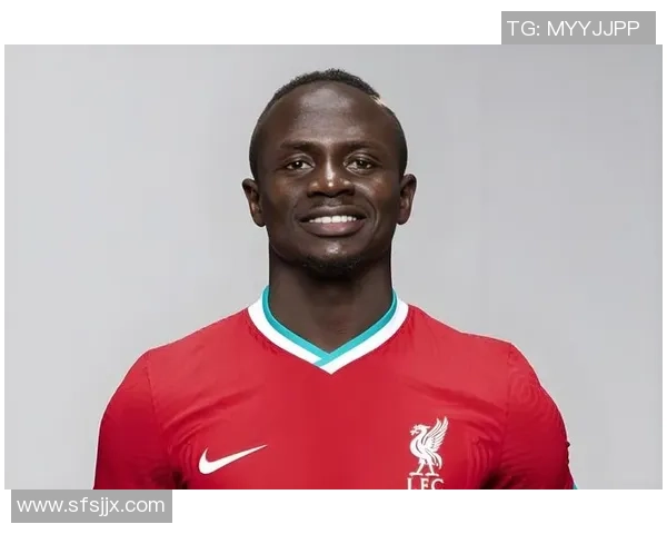 从贫民窟到世界赛场巴西励志足球球星的逆袭之路