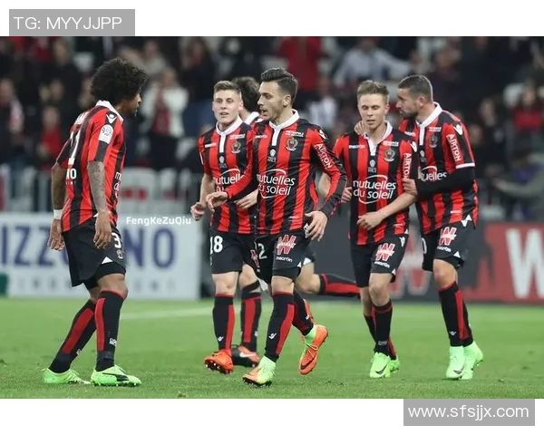 聚焦足球星人物jr成长历程与辉煌表现全景解析