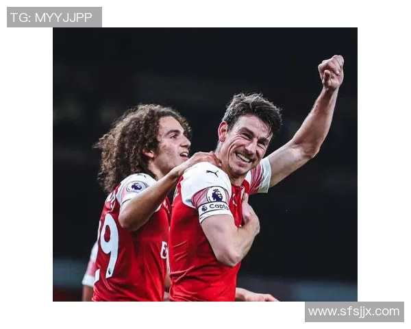 足球界是否有名为比斯特的球星 他是否真的存在于历史上